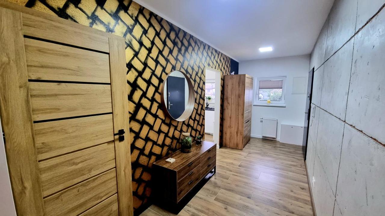 דירות אוסטקה Apartament 11 Listopada מראה חיצוני תמונה